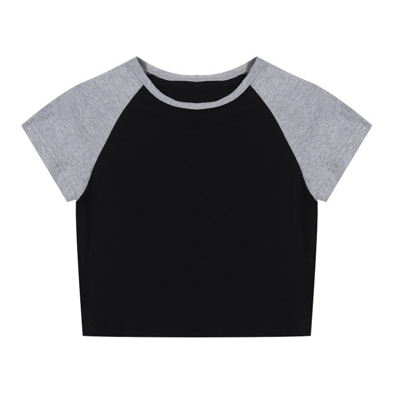 Kvinnors crop top med kontrasterande ärmar och bekväm bomullsblandning-Eva Jonsson