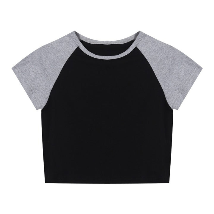 Kvinnors crop top med kontrasterande ärmar och bekväm bomullsblandning-Eva Jonsson