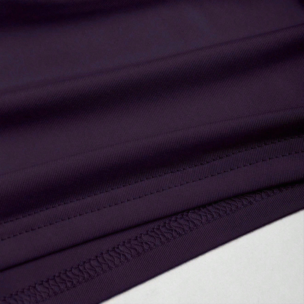 Kvinnors crop top med moderiktig halterneck-design och elegant knytband Mirla-Eva Jonsson