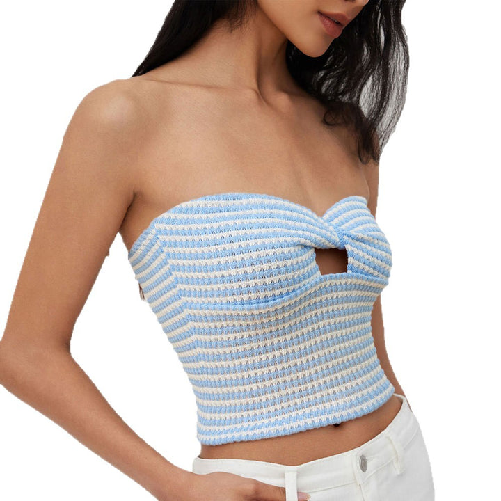 Kvinnors crop top med öppen rygg och dekorativ slits Mirla-Eva Jonsson