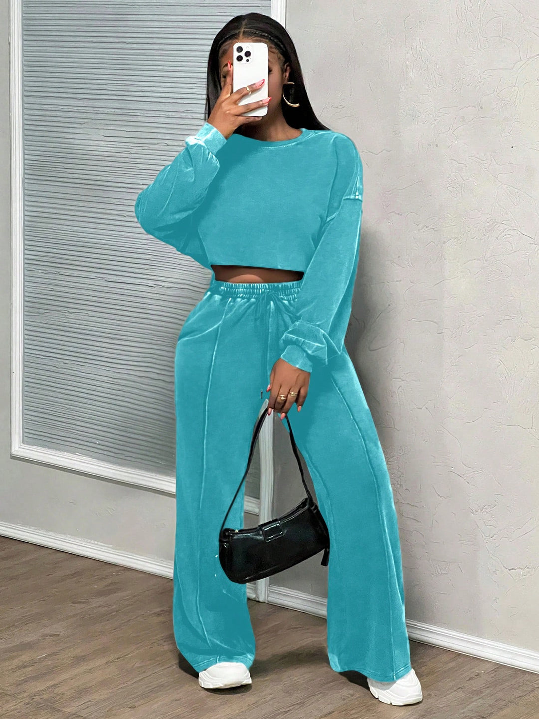 Kvinnors cropped loungewear-set med vida byxor och hög midja Mirla-Eva Jonsson