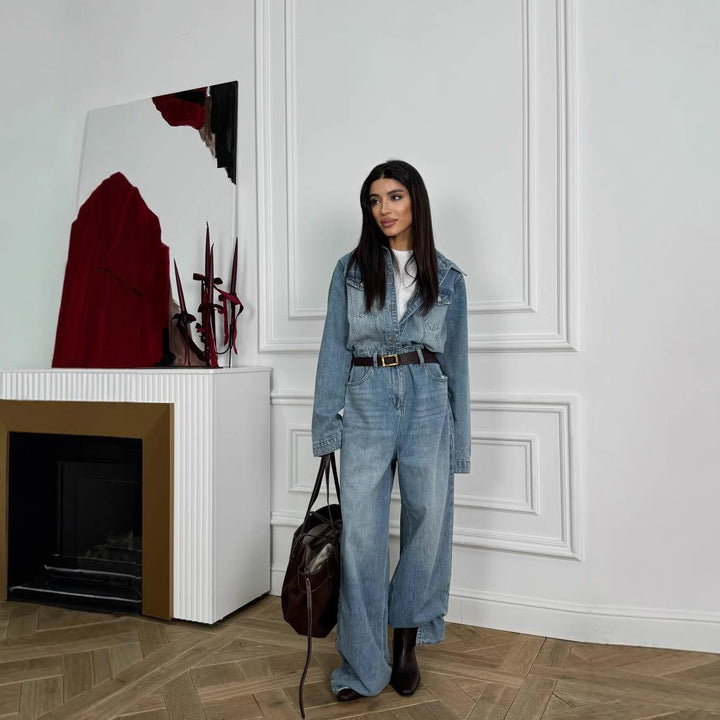 Kvinnors denim jumpsuit med justerbart bälte och vida ben Mirla-Eva Jonsson