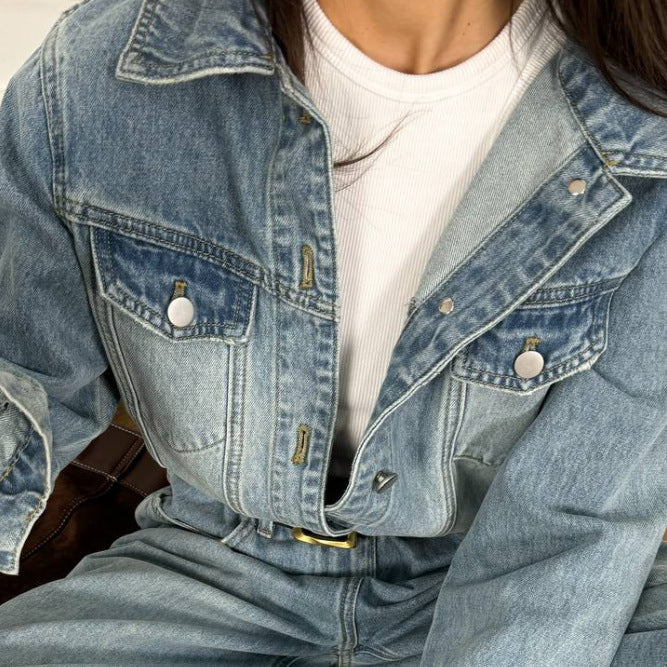 Kvinnors denim jumpsuit med justerbart bälte och vida ben Mirla-Eva Jonsson