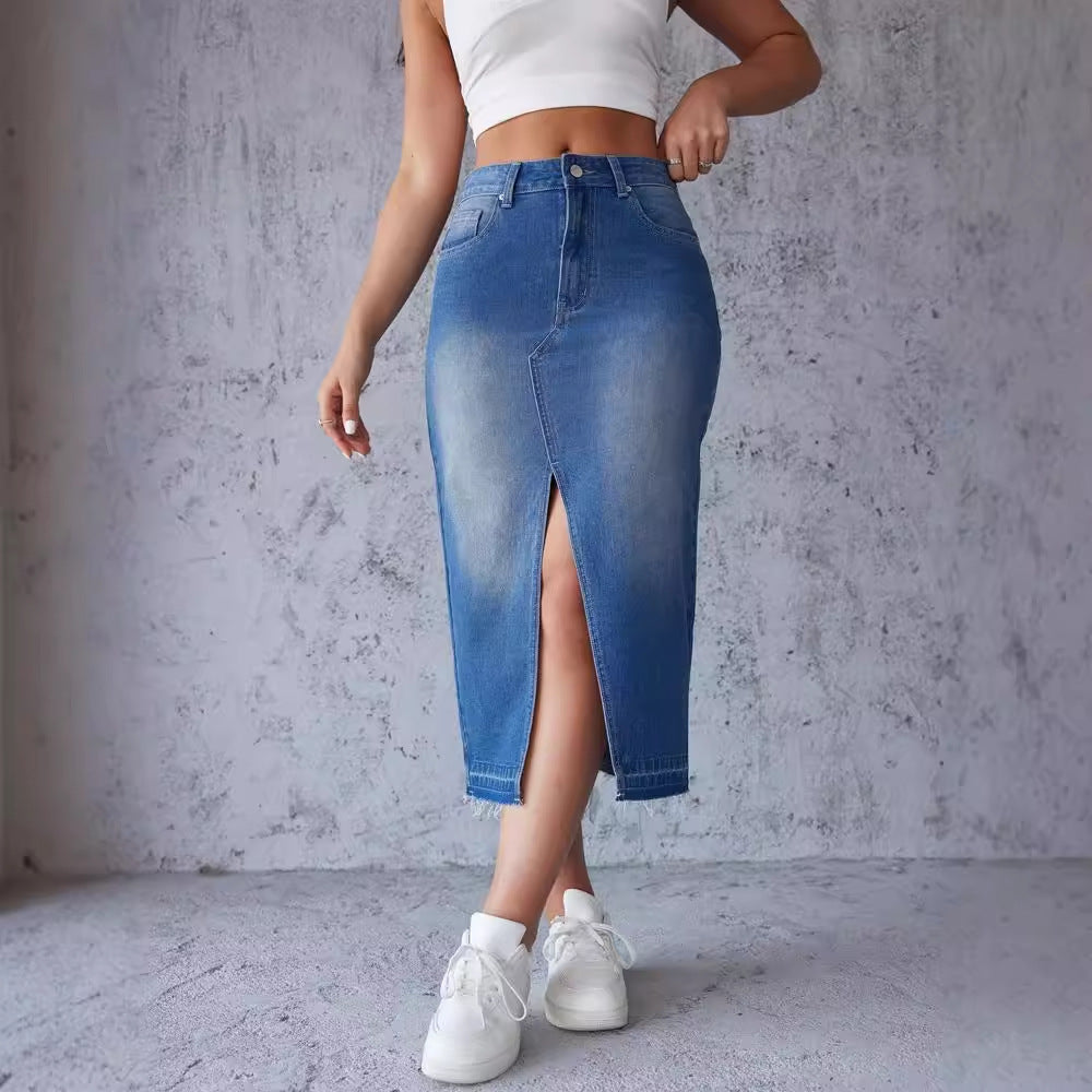 Kvinnors denim midi kjol med hög slits och skräddarsydd passform Mirla-Eva Jonsson