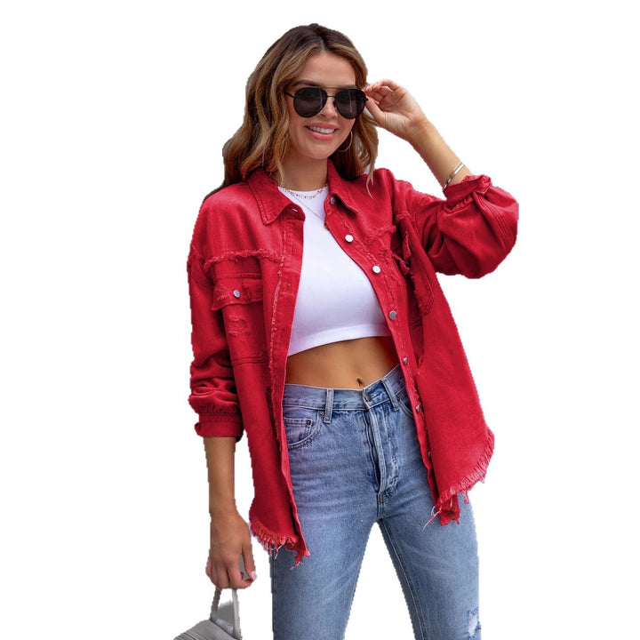Kvinnors denimjacka i en avslappnad oversized passform med fransiga detaljer Mirla-Eva Jonsson