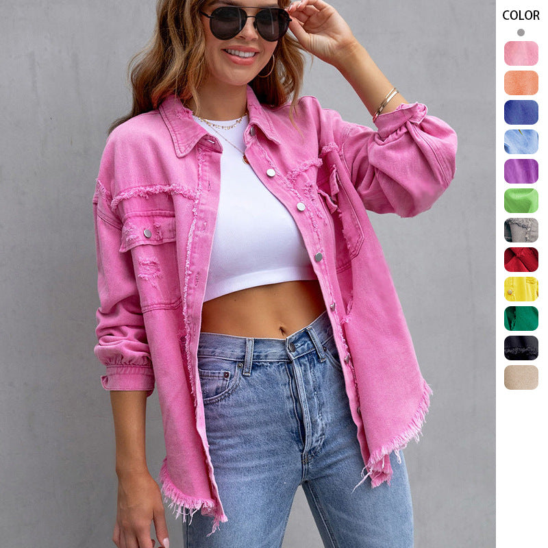 Kvinnors denimjacka i en avslappnad oversized passform med fransiga detaljer Mirla-Eva Jonsson