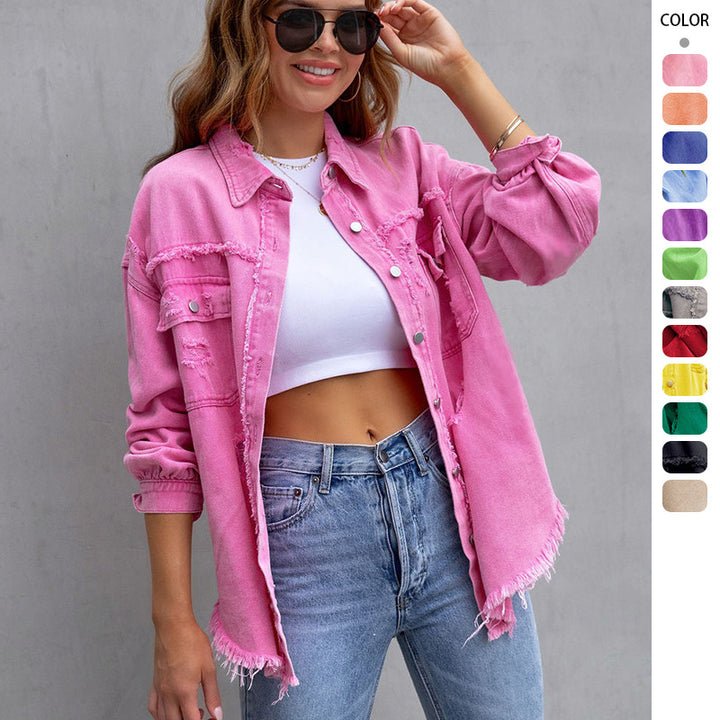 Kvinnors denimjacka i en avslappnad oversized passform med fransiga detaljer Mirla-Eva Jonsson