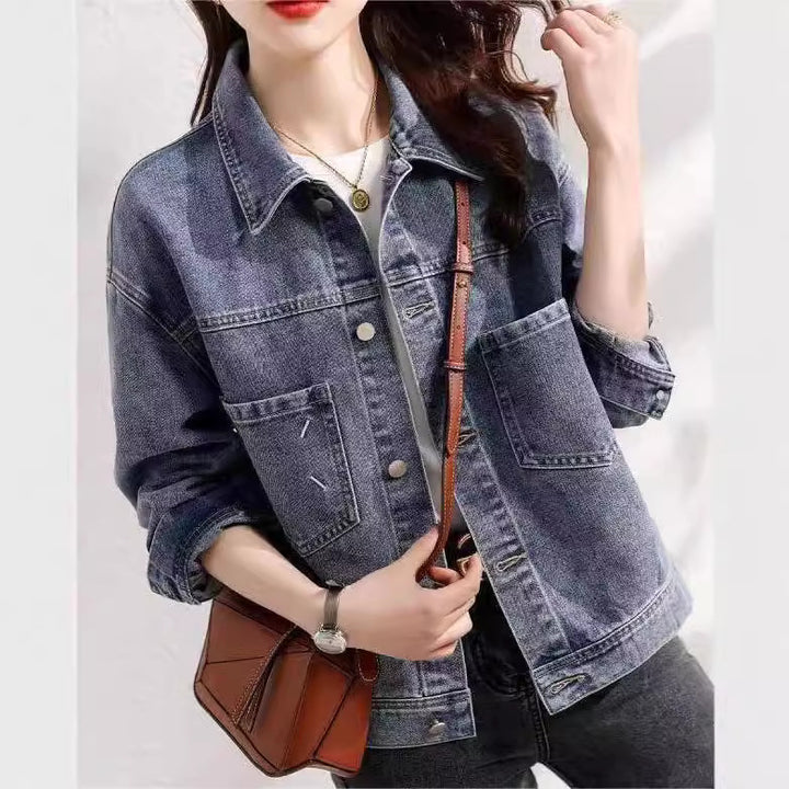 Kvinnors denimjacka med trendig oversized passform Mirla-Eva Jonsson