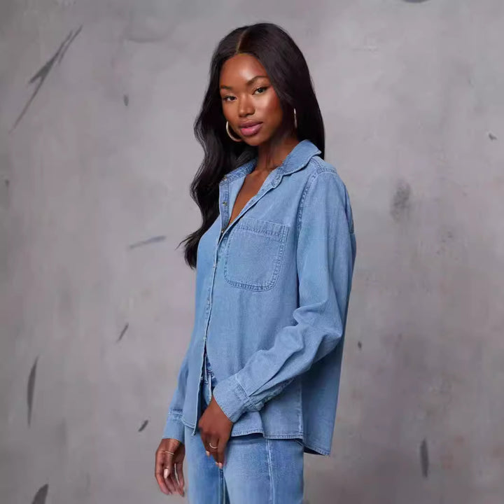Kvinnors denimskjorta med praktisk bröstficka och modeaccent Mirla-Eva Jonsson