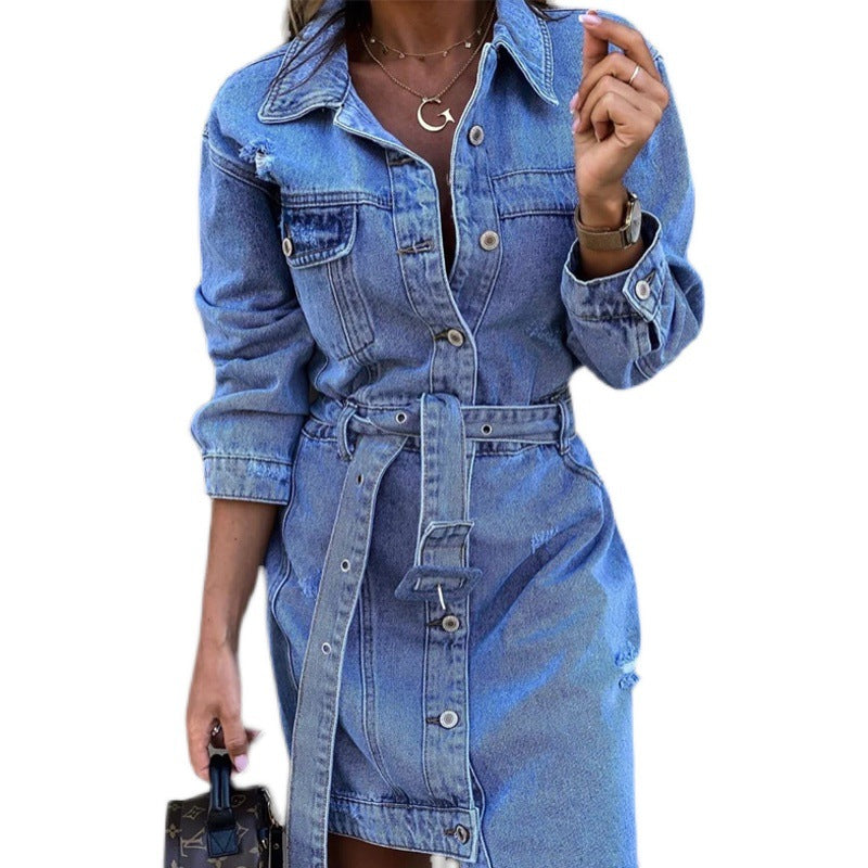 Kvinnors denimskjortklänning med skräddarsytt bälte och knapppdetaljer Mirla-Eva Jonsson