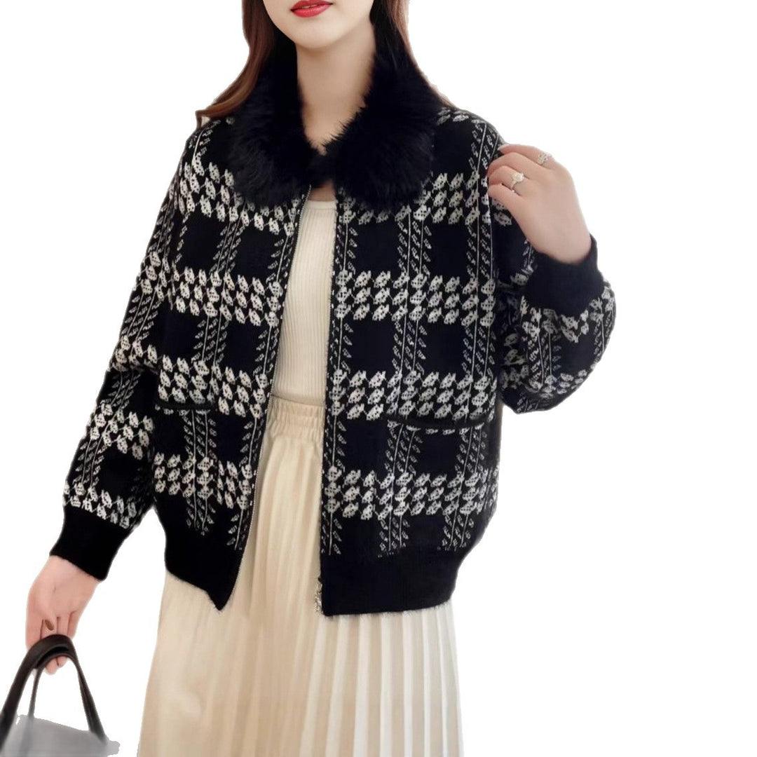 Kvinnors designer cardigan med lyxig faux fur krage Mirla-Eva Jonsson