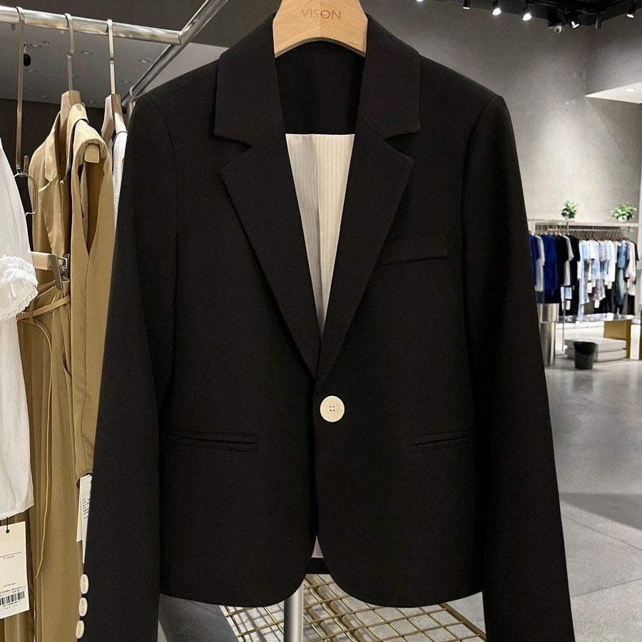 Kvinnors elegant blazer med smal passform Mirla-Eva Jonsson