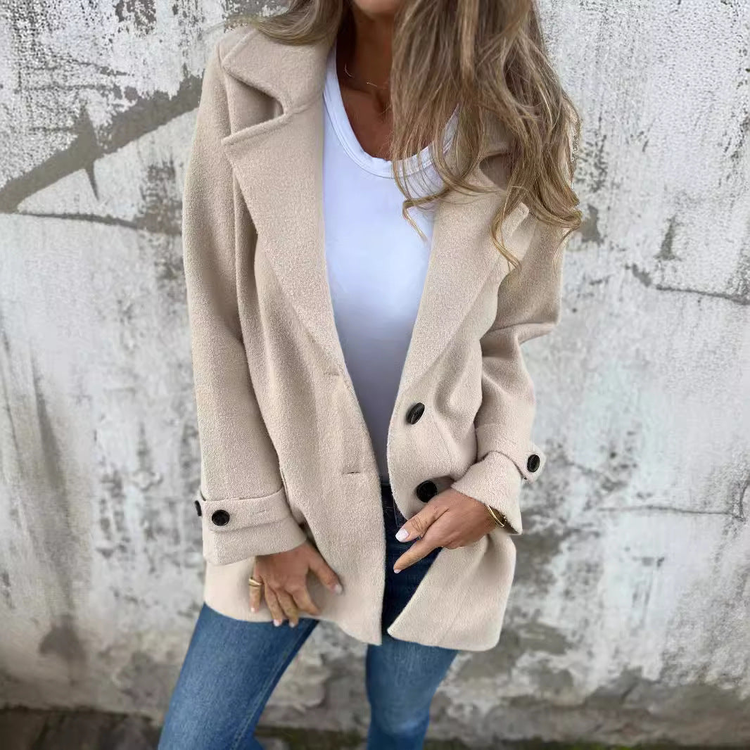Kvinnors elegant boucléjacka med dubbel knappslå Mirla-Eva Jonsson