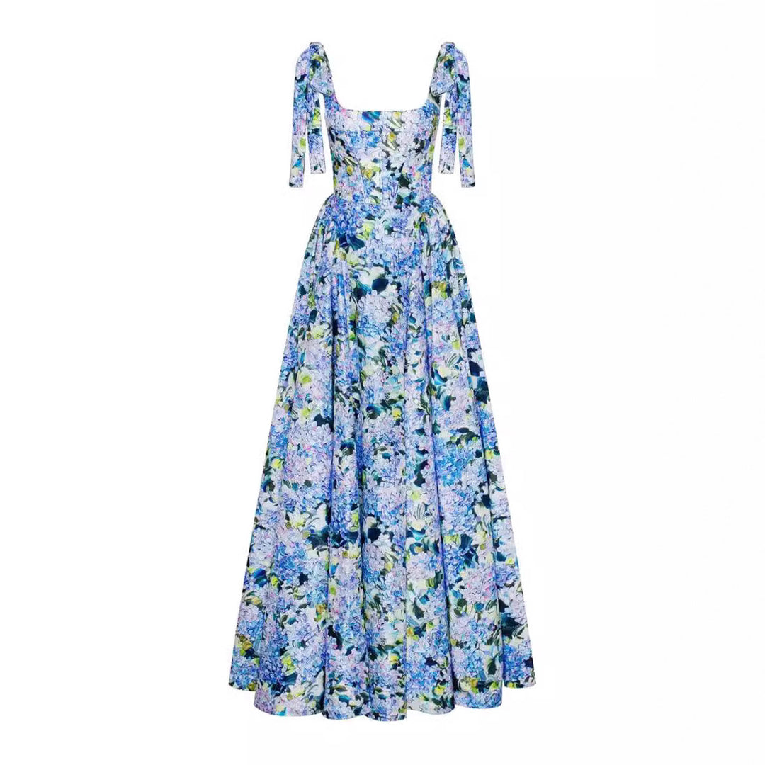 Kvinnors elegant maxi klänning med off-shoulder band och blommönster-Eva Jonsson