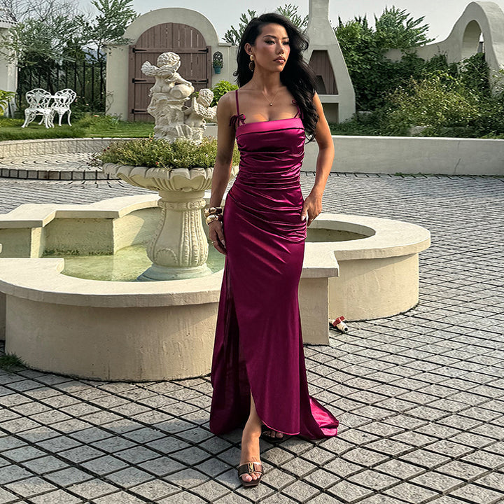 Kvinnors elegant maxi-klänning med sofistikerade samlingselement Mirla-Eva Jonsson