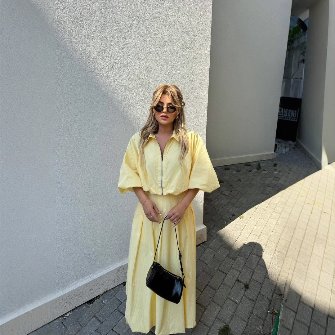 Kvinnors elegant maxiklänning med hög hals och bred nederkant-Eva Jonsson