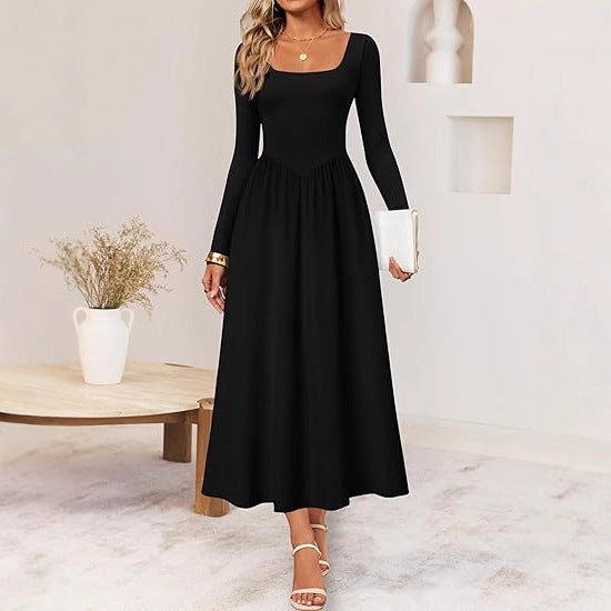 Kvinnors elegant midi klänning med fyrkantig halsringning och långa ärmar Mirla-Eva Jonsson