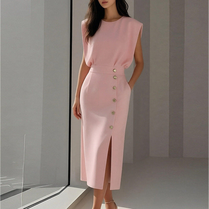 Kvinnors elegant midi klänning med knappp detaljer och sidoklipp Mirla-Eva Jonsson
