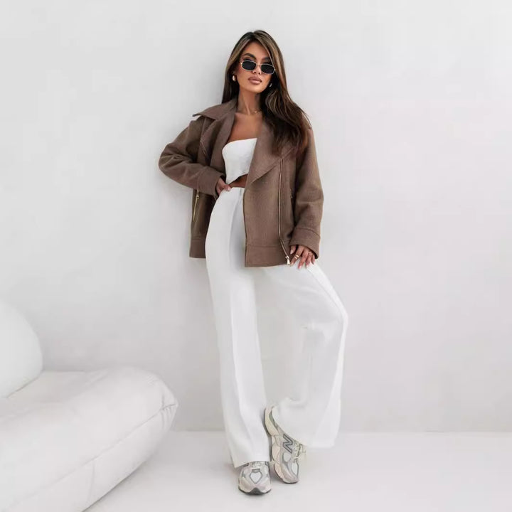 Kvinnors elegant och varm ulljacka med asymmetrisk dragkedja Mirla-Eva Jonsson