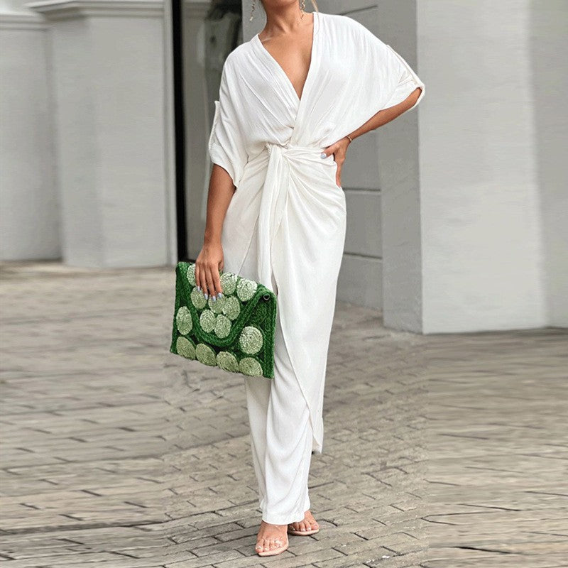 Kvinnors elegant omslag jumpsuit med avslappnad design och midjedefinition Mirla-Eva Jonsson