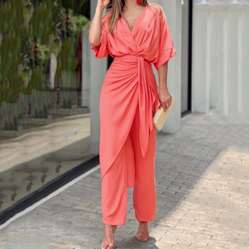 Kvinnors elegant omslag jumpsuit med avslappnad design och midjedefinition Mirla-Eva Jonsson