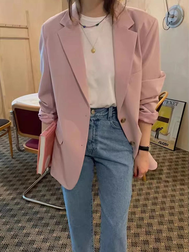 Kvinnors elegant oversize blazer med avslappnad passform och fina detaljer Mirla-Eva Jonsson
