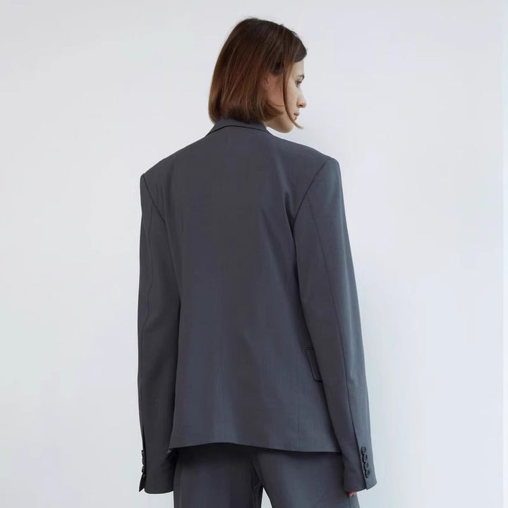 Kvinnors elegant oversized blazer med subtila detaljer Mirla-Eva Jonsson