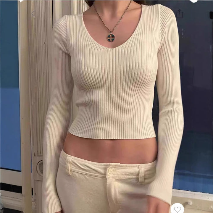 Kvinnors eleganta V-hals ribbad topp Mirla-Eva Jonsson