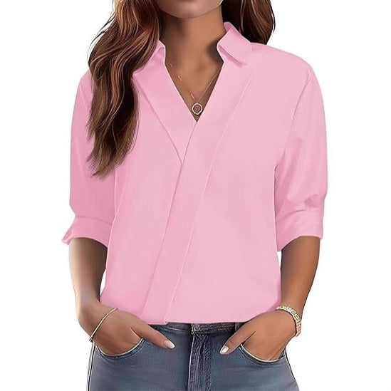 Kvinnors eleganta V-halsblus med texturerad design Mirla-Eva Jonsson
