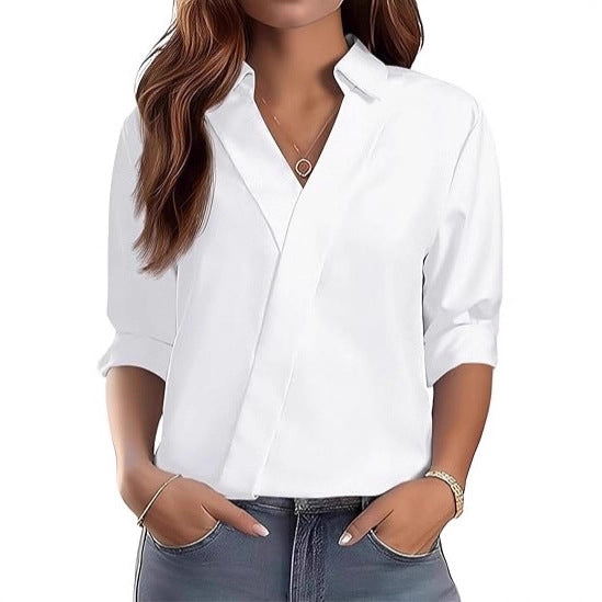 Kvinnors eleganta V-halsblus med texturerad design Mirla-Eva Jonsson