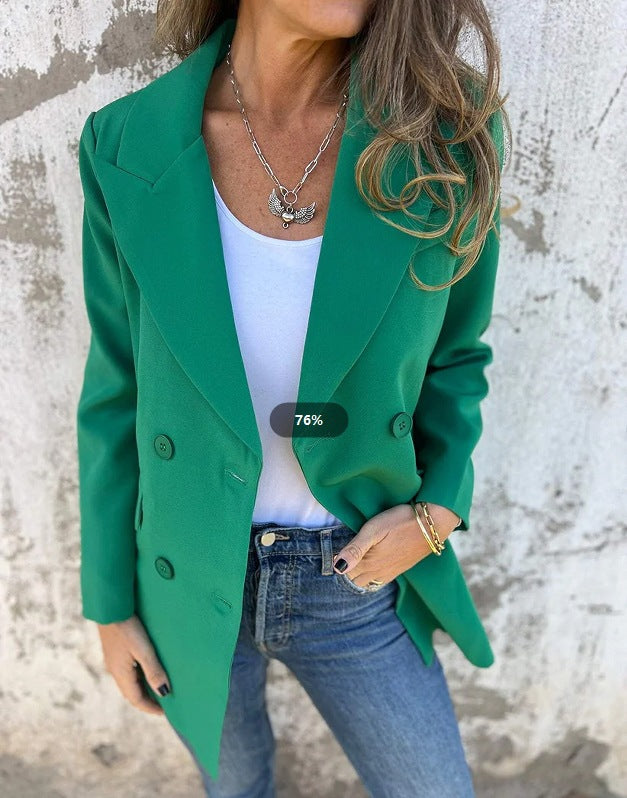Kvinnors eleganta blazer med dubbel knappslå och stilren skärning Mirla-Eva Jonsson