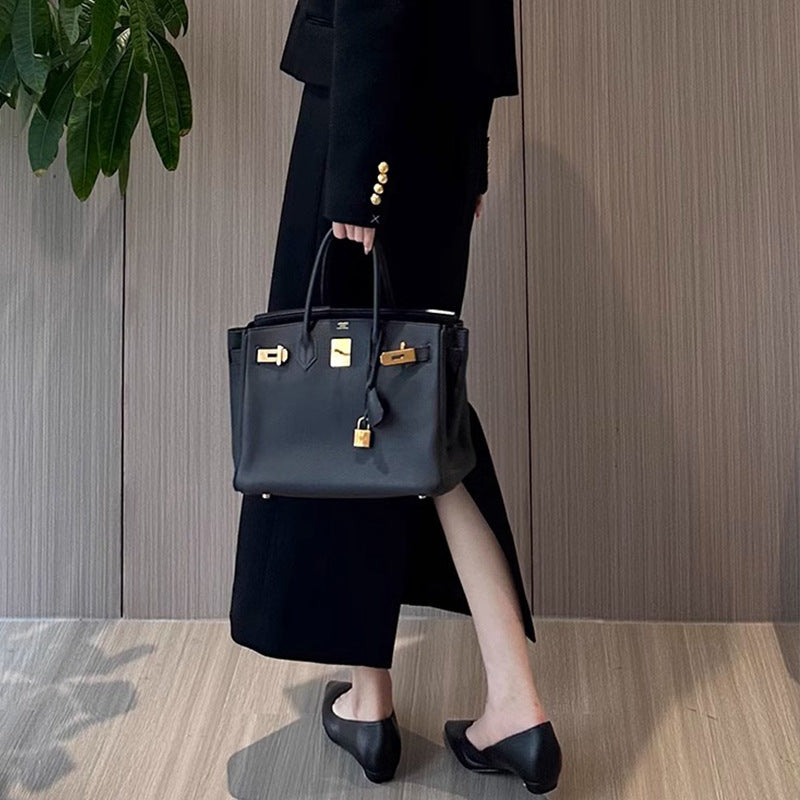 Kvinnors eleganta blazer-set med grafisk kjol Mirla-Eva Jonsson