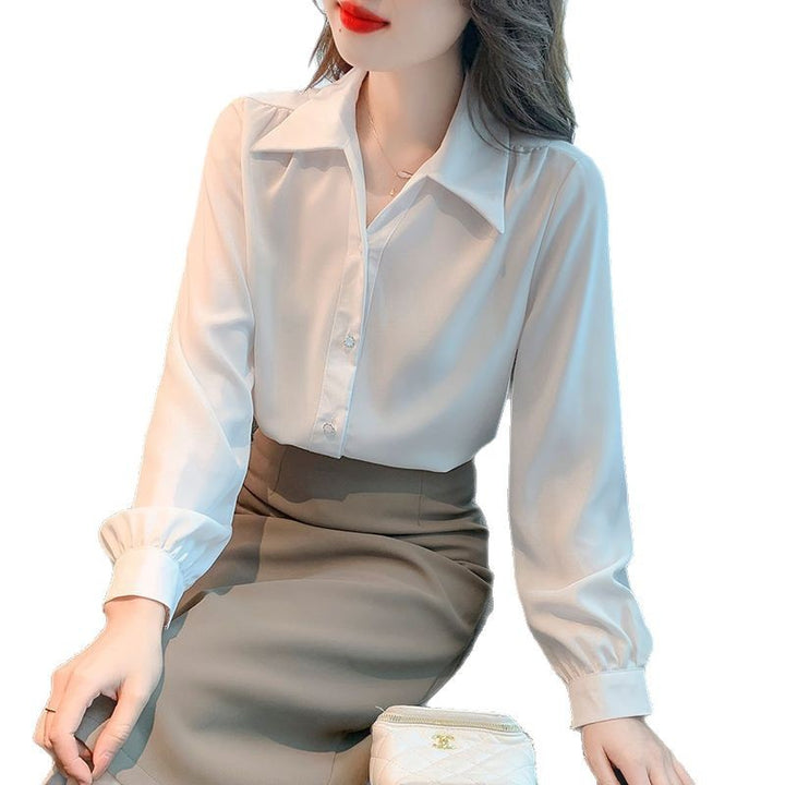 Kvinnors eleganta blus med klassiska detaljer Mirla-Eva Jonsson