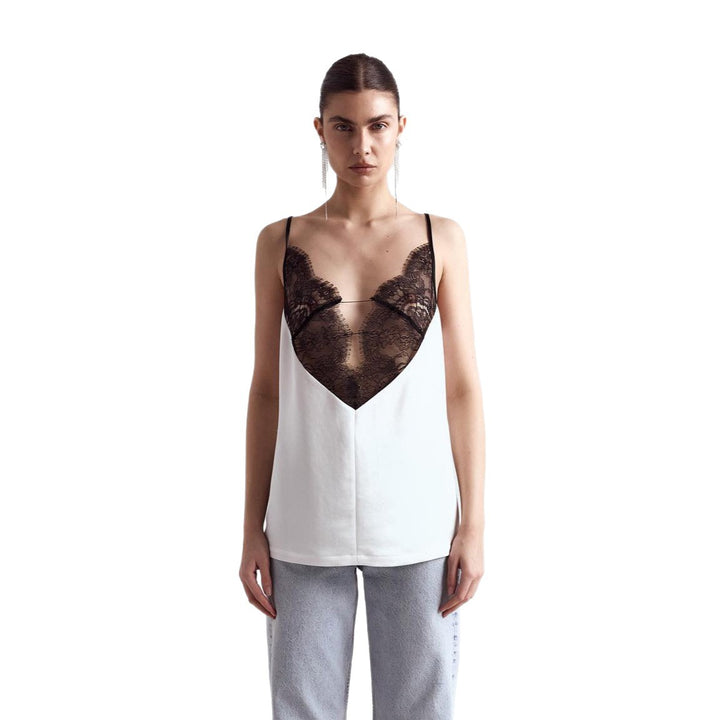 Kvinnors eleganta blus med spets Mirla-Eva Jonsson