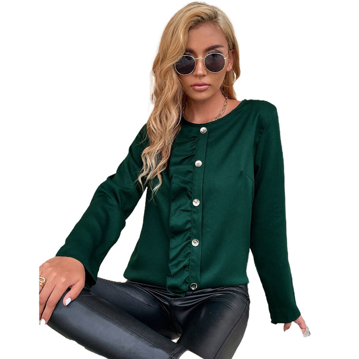 Kvinnors eleganta blus med volanger och knappdetaljer Mirla-Eva Jonsson