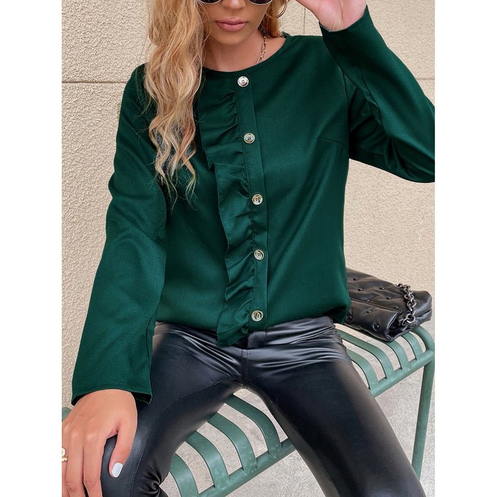 Kvinnors eleganta blus med volanger och knappdetaljer Mirla-Eva Jonsson