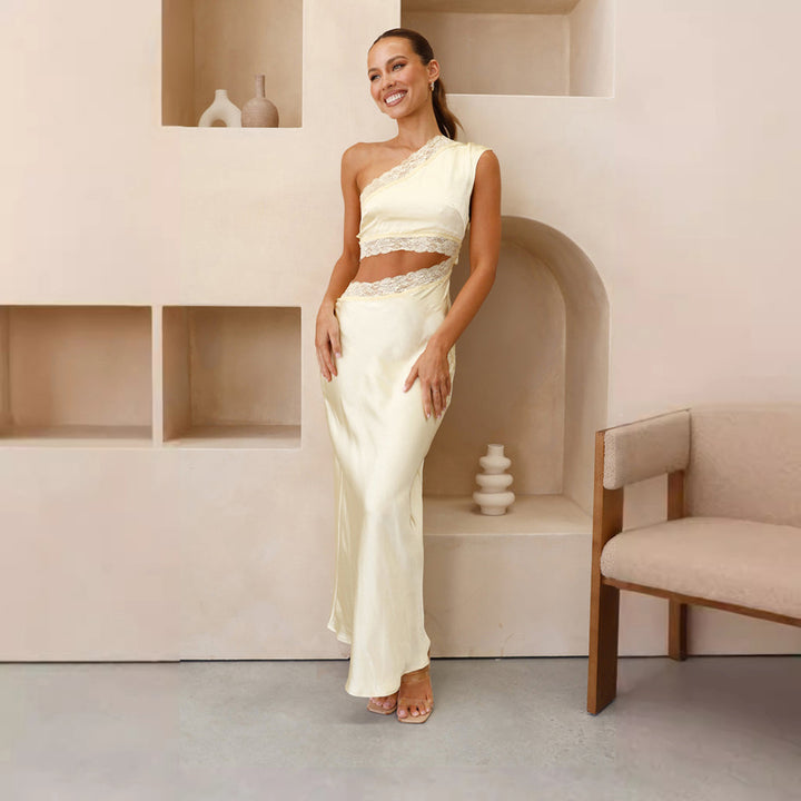 Kvinnors eleganta brudklänning med asymmetrisk design och spets Mirla-Eva Jonsson