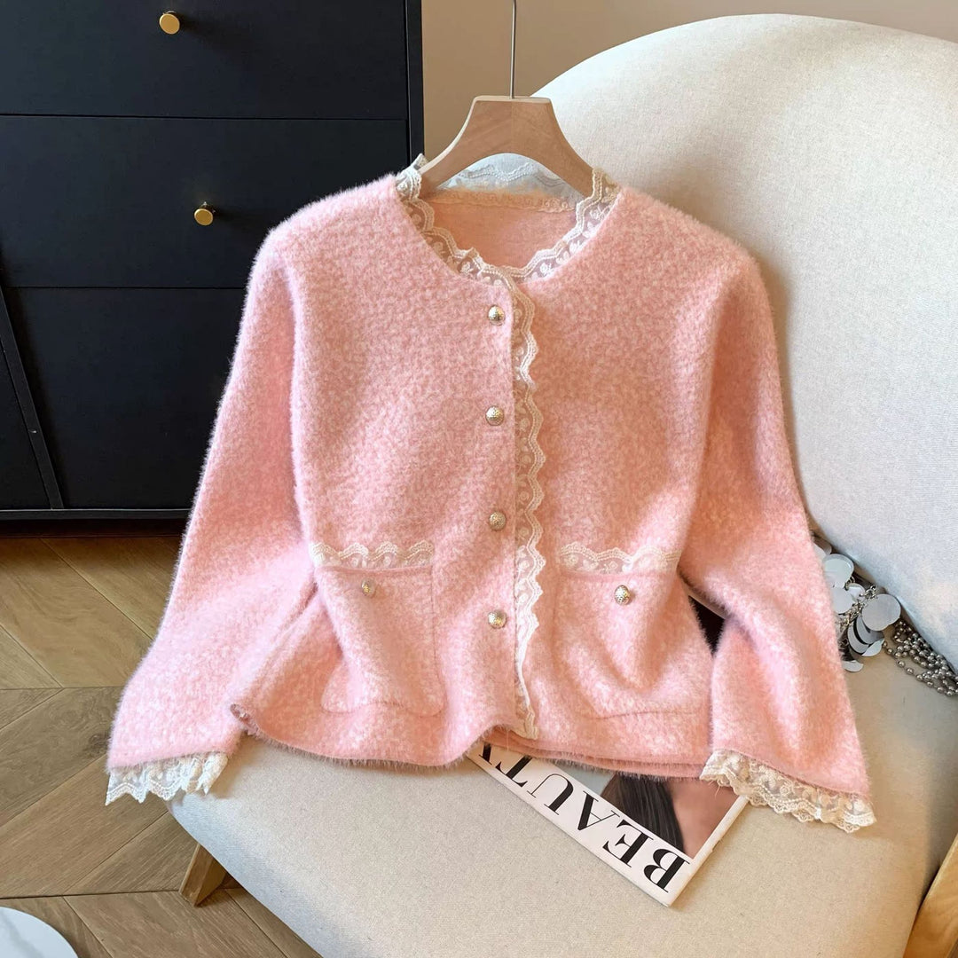Kvinnors eleganta cardigan med pärlor och spetsdetaljer-Eva Jonsson