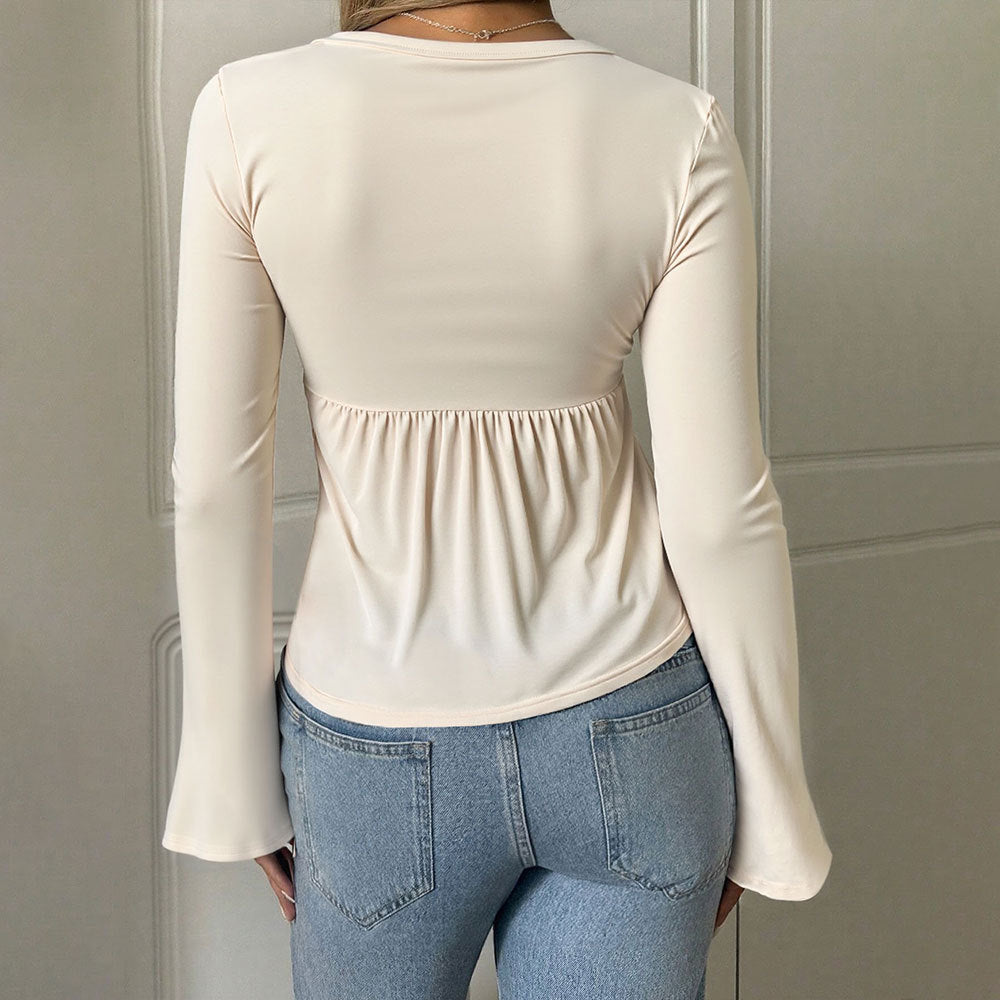Kvinnors eleganta, draperade topp med långärmade trumpetärmar Mirla-Eva Jonsson