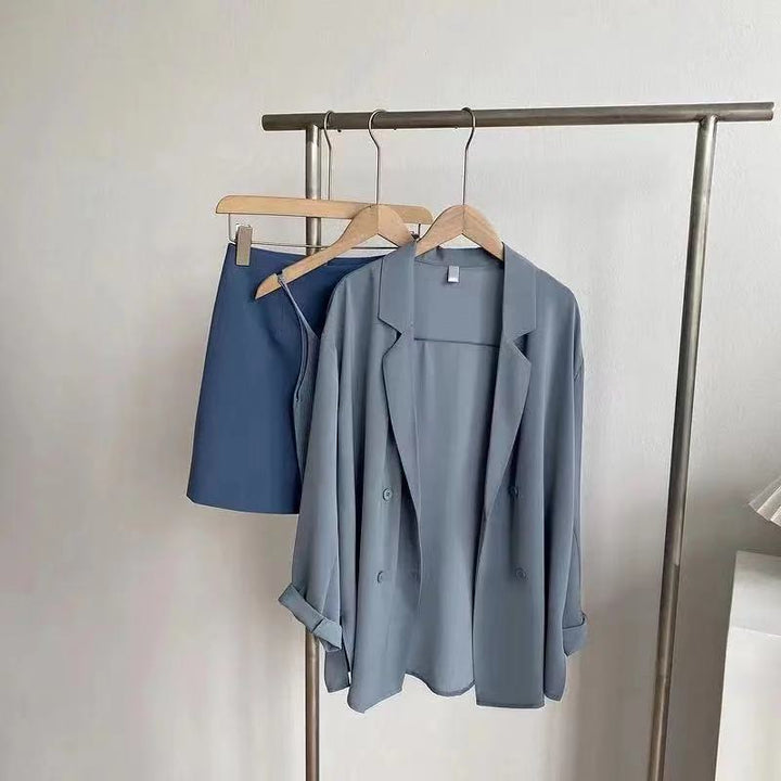 Kvinnors eleganta kavaj set med trendiga shorts Mirla-Eva Jonsson