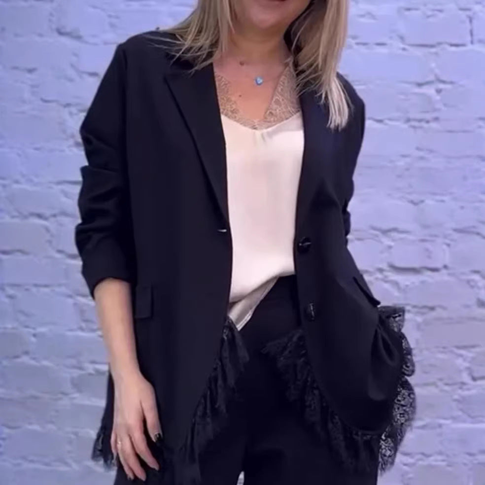 Kvinnors eleganta kavajjacka med spetsdetaljer Mirla-Eva Jonsson