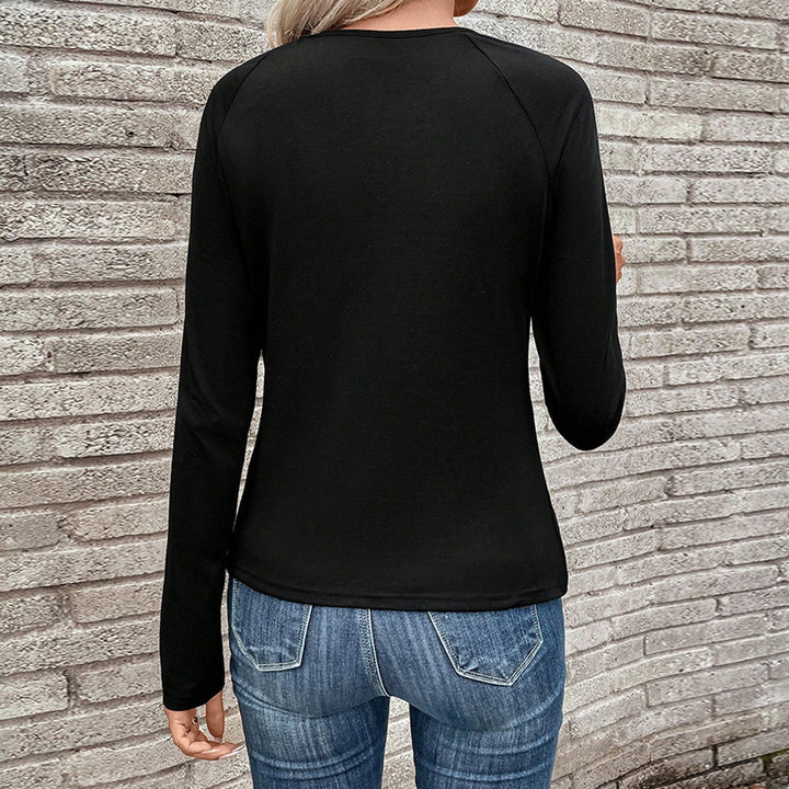 Kvinnors eleganta knytopp med V-ringning Mirla-Eva Jonsson