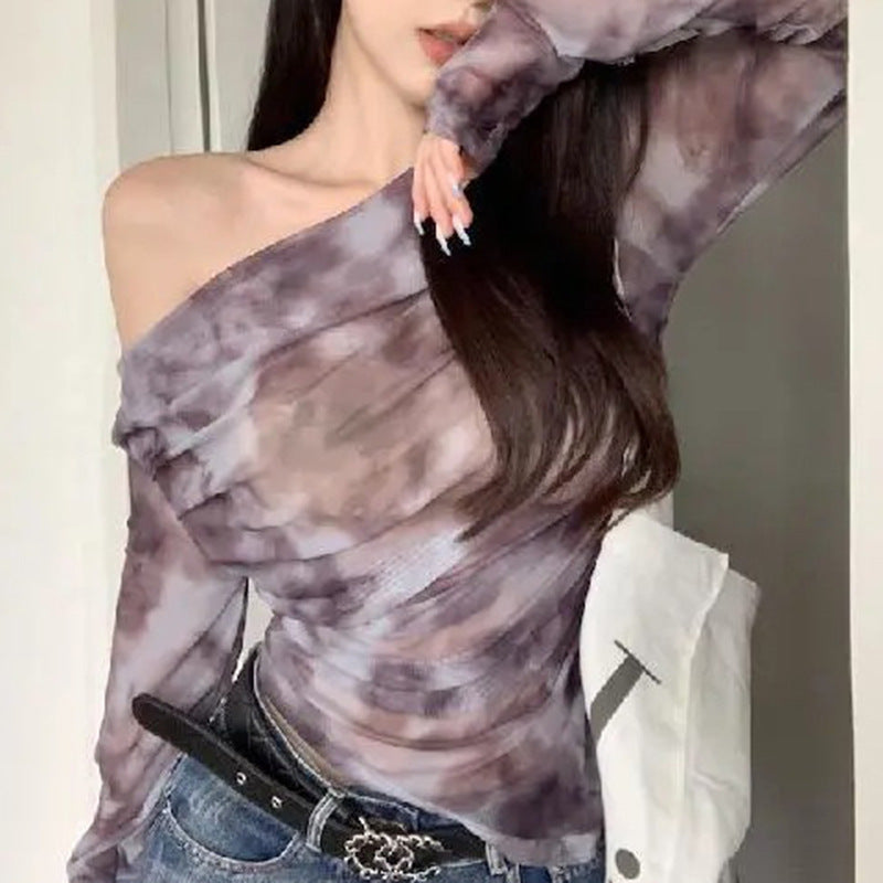 Kvinnors eleganta långärmad topp med rynkad design Mirla-Eva Jonsson