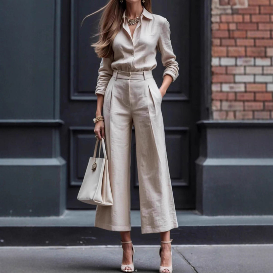 Kvinnors eleganta linne byxdress med skräddarsydd blus och vida byxor Mirla-Eva Jonsson