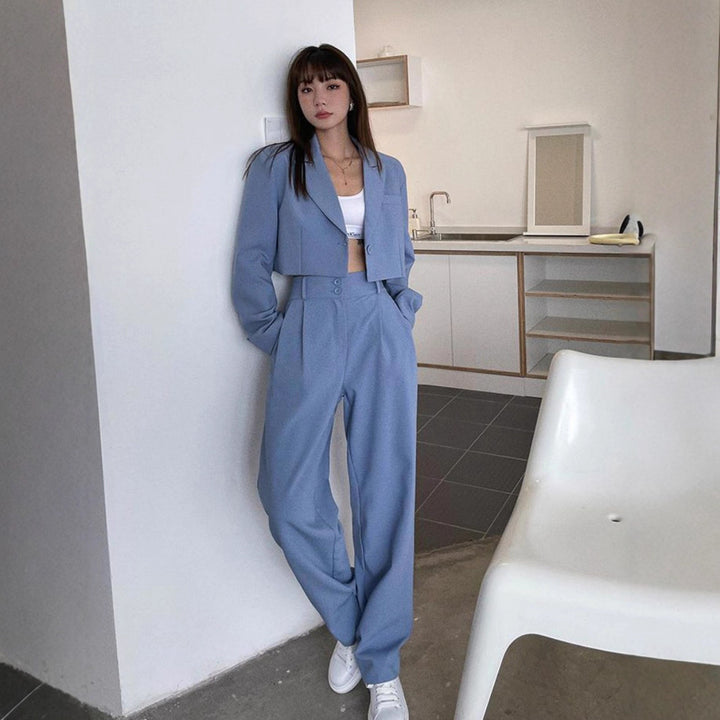 Kvinnors eleganta och moderna blazer-byxdress Mirla-Eva Jonsson