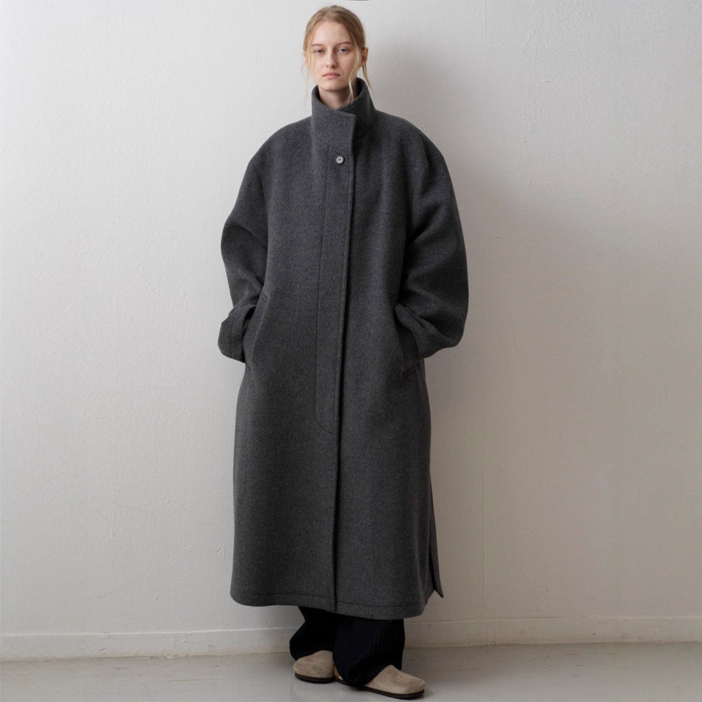 Kvinnors eleganta och oversized ullkappa Mirla-Eva Jonsson