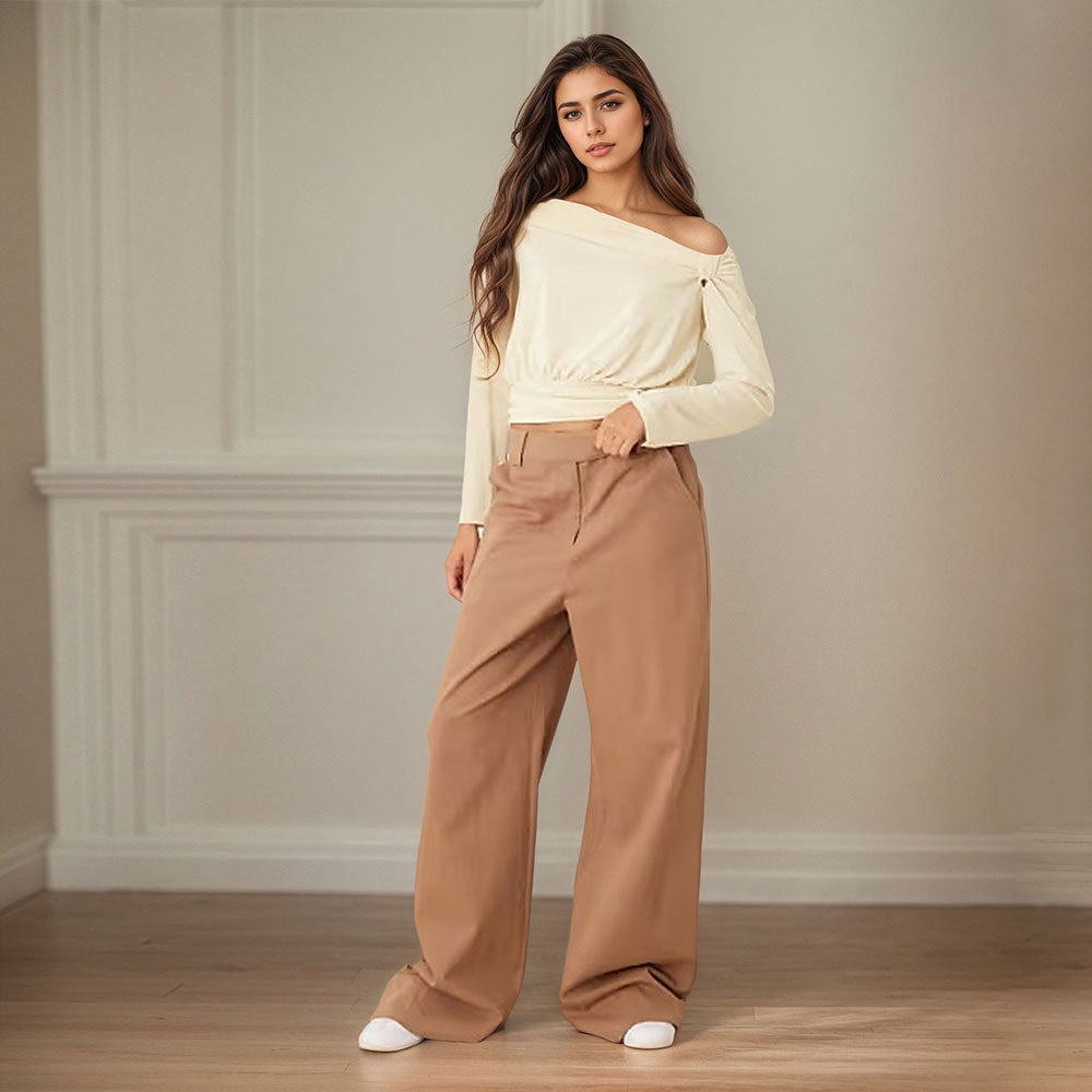 Kvinnors eleganta off-shoulder topp med draperad design och ruching Mirla-Eva Jonsson