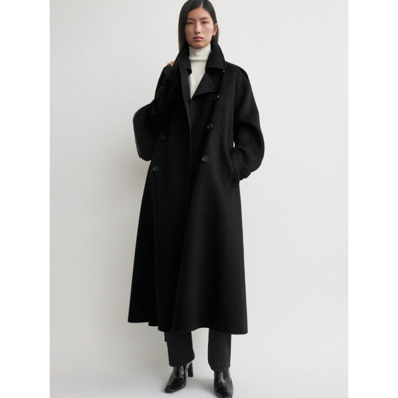 Kvinnors eleganta överlångt ull trench coat Mirla-Eva Jonsson