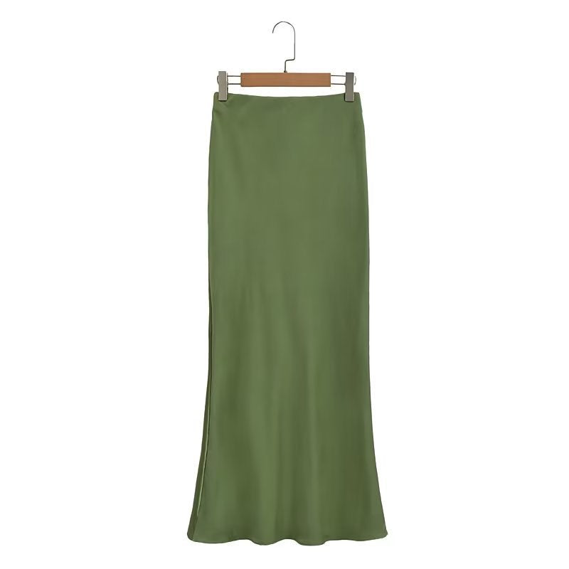 Kvinnors eleganta satin kjol i minimalistisk stil med mjukt fall Mirla-Eva Jonsson