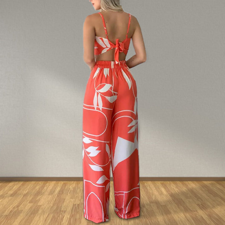 Kvinnors eleganta set med kombination av crop top och vida byxor Mirla-Eva Jonsson
